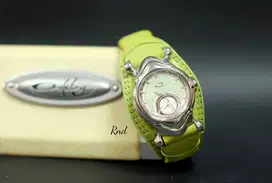 Jam tangan wanita Oakley seri Jury polished strap kulit green