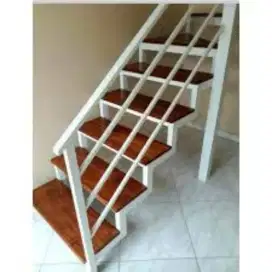 001 tangga rebah kayu