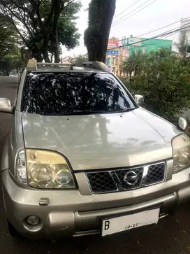 Nissan X-Trail T-30 2.5 XT AT