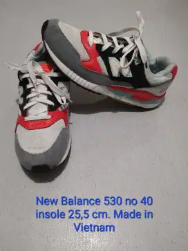 Sepatu merk New balance