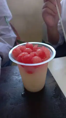 Semangka Yakult
