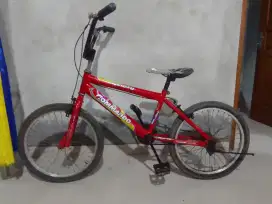 Sepeda BMX comando 20, untuk anak SD