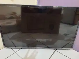 Sharp 32 digital Aquos LED TV