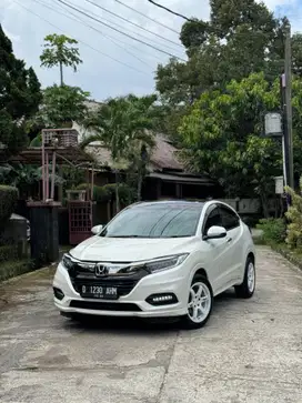 Honda Hrv prestige 2019 mulus hr-v terawat low km nik 2018 antik facel