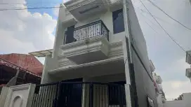 RUMAH POLTANGAN PASAR MINGGU JAKSEL