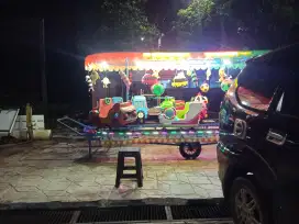 Penjaga Kereta Mini