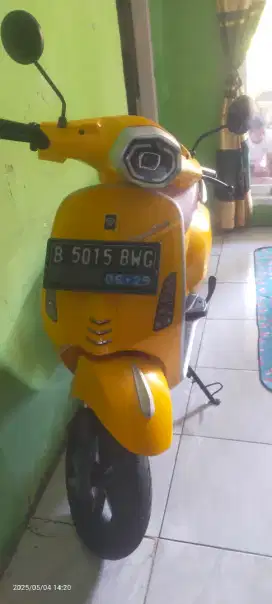 Vespa motor listrik 2024