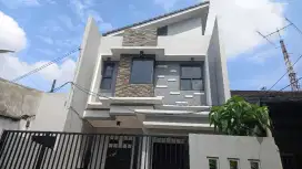 RUMAH MODERN MINIMALIS TANJUNG BARAT