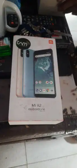 jual xiomi Mi A2 android one ram 64 rom 4 lengkap dus box normal