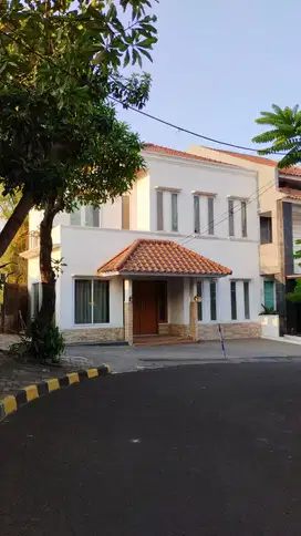 Dijual Rumah Taman Permata Parahyangan Lippo Karawaci Tangerang
