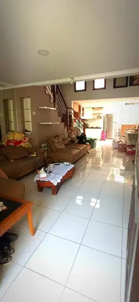 Dijual cepat dan murah Rumah di Kota Baru Parahyangan