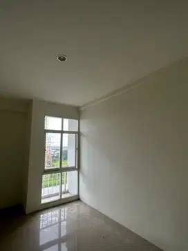 Apartemen Bale Hinggil Studio Kosongan New Gress