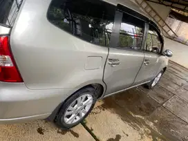 Nissan Livina 2011 Bensin