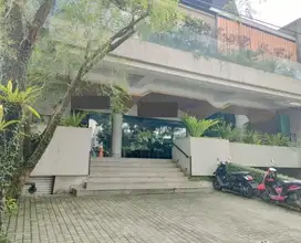 Ruang usaha lokasi elite disewakan Panglima Polim Jakarta Selatan