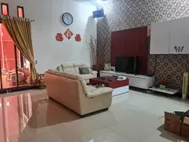 Dijual Rumah di Taman Holis Indah 2