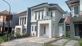 Dijual cepat Legenda wisata siap huni