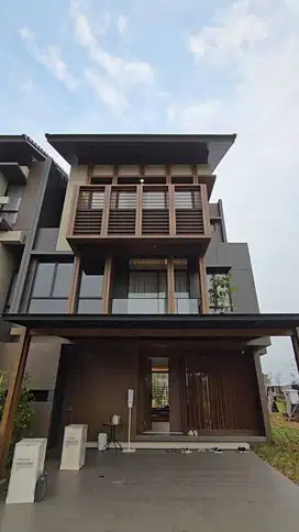 Dijual Rumah 3 Lantai Hook Mewah Smbol Sukses di HIERA Cluster Wynyard