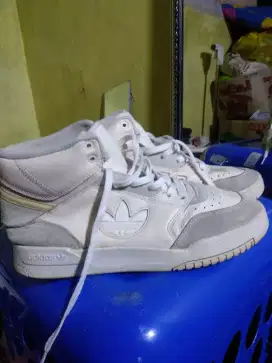 Sepatu trifhting