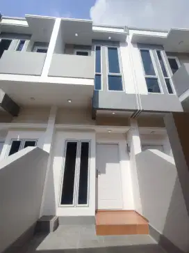 Dijual rumah ready murah 5 menit dr stadion JIS