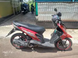 Beat Merah Karbu 2011 Lancar