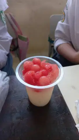 Semangka yakult