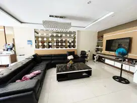Dijual/Disewa Rumah Furnish Di Cluster Golf Residence Kemayoran