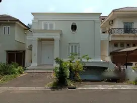 Rumah Cantik Taman Beverly Lippo Karawaci