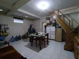 dijual rumah lt138/111 hrg775 dekat tol  buah batu margacinta Bandung