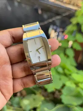 Jam tangan bekas DKNY tank original