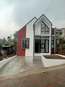 Rumah model Baru Cinunuk Bandung Timur