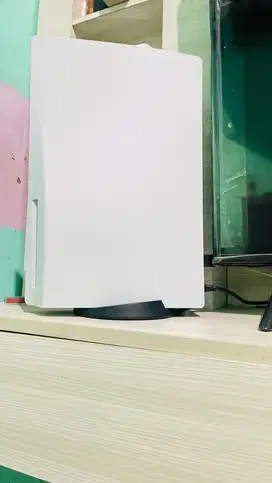 Jual PS5 1 TB kondisi bagus jarang dipakai