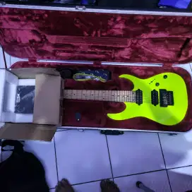 Jual Gitar Ibanez Prestige RG752M + Preamp Laney Iron heart Pedal
