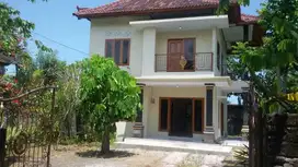 RUMAH LANTAI 2 DI LC DAUHWARU JEMBRANA
