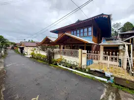 Di jual rumah halaman luas wilayah Manado