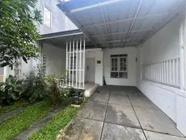 Sentul city : Dijual Rumah over Kredit 690 Jt,cicilan 6jt an tenor 9th