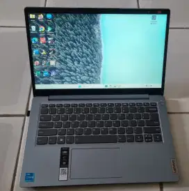 Lenovo IdeaPad 3 14IAU7