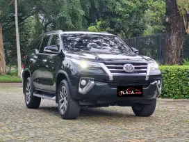 Toyota Fortuner 2017
VRZ 2.4 Automatic
DIESEL Dp 3 juta saja
