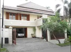 RUMAH MEWAH JUAL MURAH DI BINTARO SEKTOR 9 SELANGKAH KE TOL SERPONG