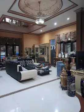 Rumah MEWAH 2 Lantai Di Pagesangan Baru - Gayungsari