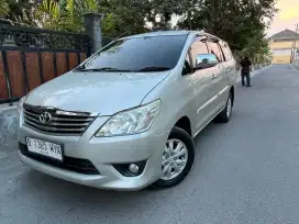Dijual Kijang Innova G 2011/2012 Automatic orisinil mulus