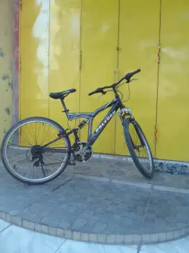 Sepeda polygon layak pakai