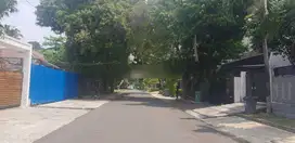 Rumah Tua Hitung Tanah Kebayoran Baru Jakarta Selatan