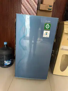 Kulkas Sharp 1 pintu SJN 162 D 133 L Low watt