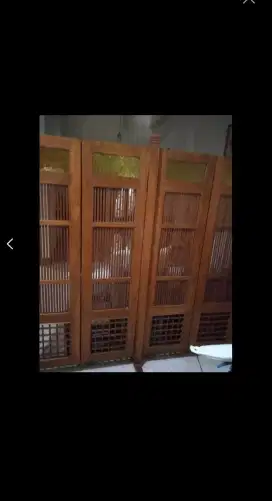 Sekat ruangan Jati Asli