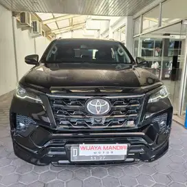 TOYOTA FORTUNER 2.8 GR-SPORT 4X4 A/T 2022