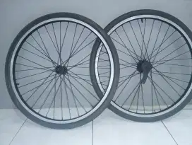 Ban dan velg torpedo  ukuran 26