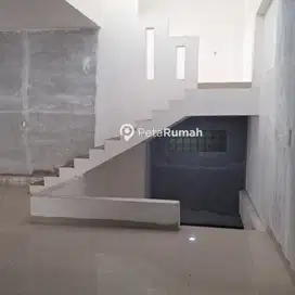 DIJUAL VILLA JALAN SETIA BUDI KOMPLEK TASBIH I (SANCHUN)