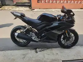 YAMAHA R15 MULUS KM RENDAH
