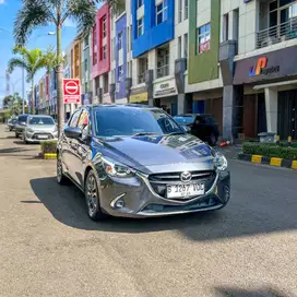 [ TDP 9 JUTA ] MAZDA 2 1.5 R SKYACTIVE A/T NIK.2017