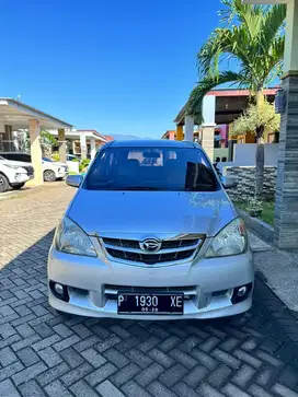 mobil xenia xi 2011